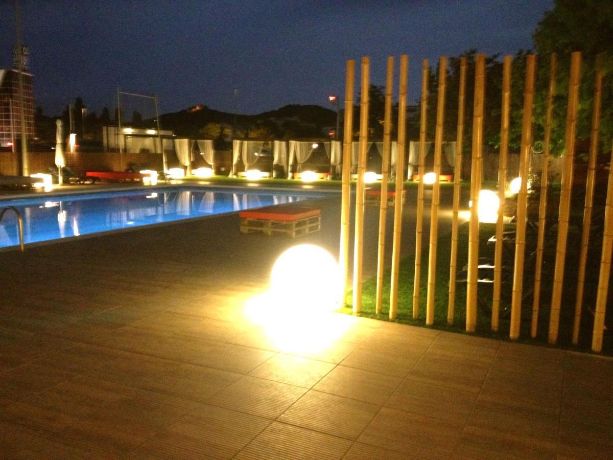 Hostal Solfina Palafolls Buitenkant foto